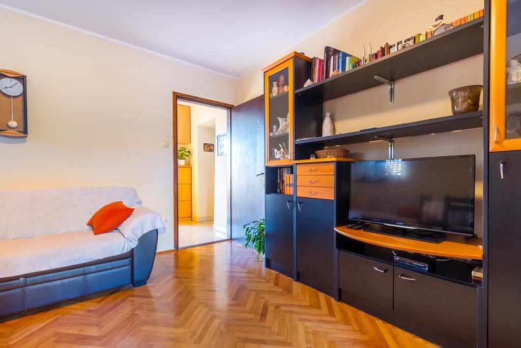 Apartment Manzoni Malinska Eksteriør billede