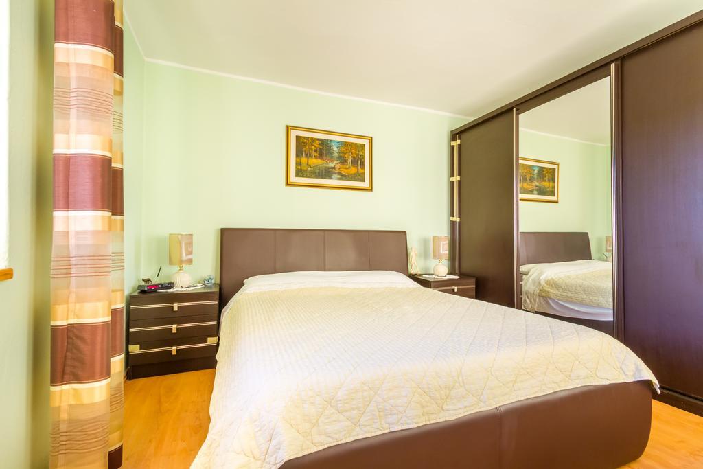 Apartment Manzoni Malinska Eksteriør billede