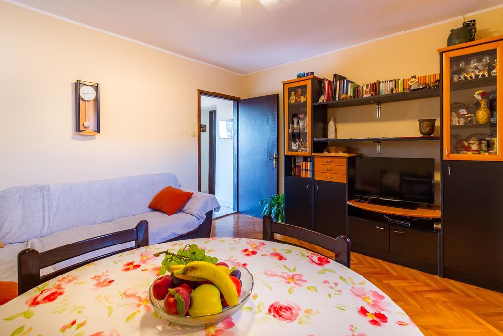 Apartment Manzoni Malinska Eksteriør billede